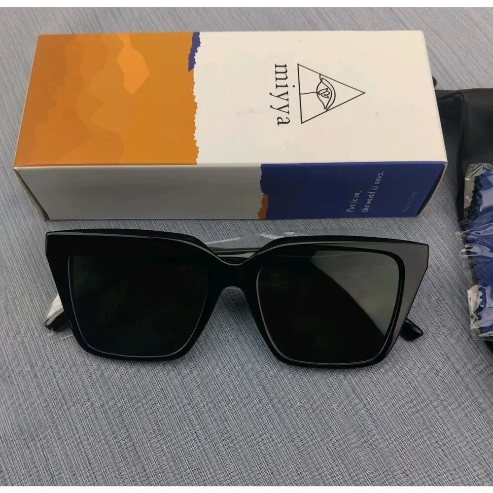 Sunglasses Black DK010 Case & Cloth NEW MIYYA